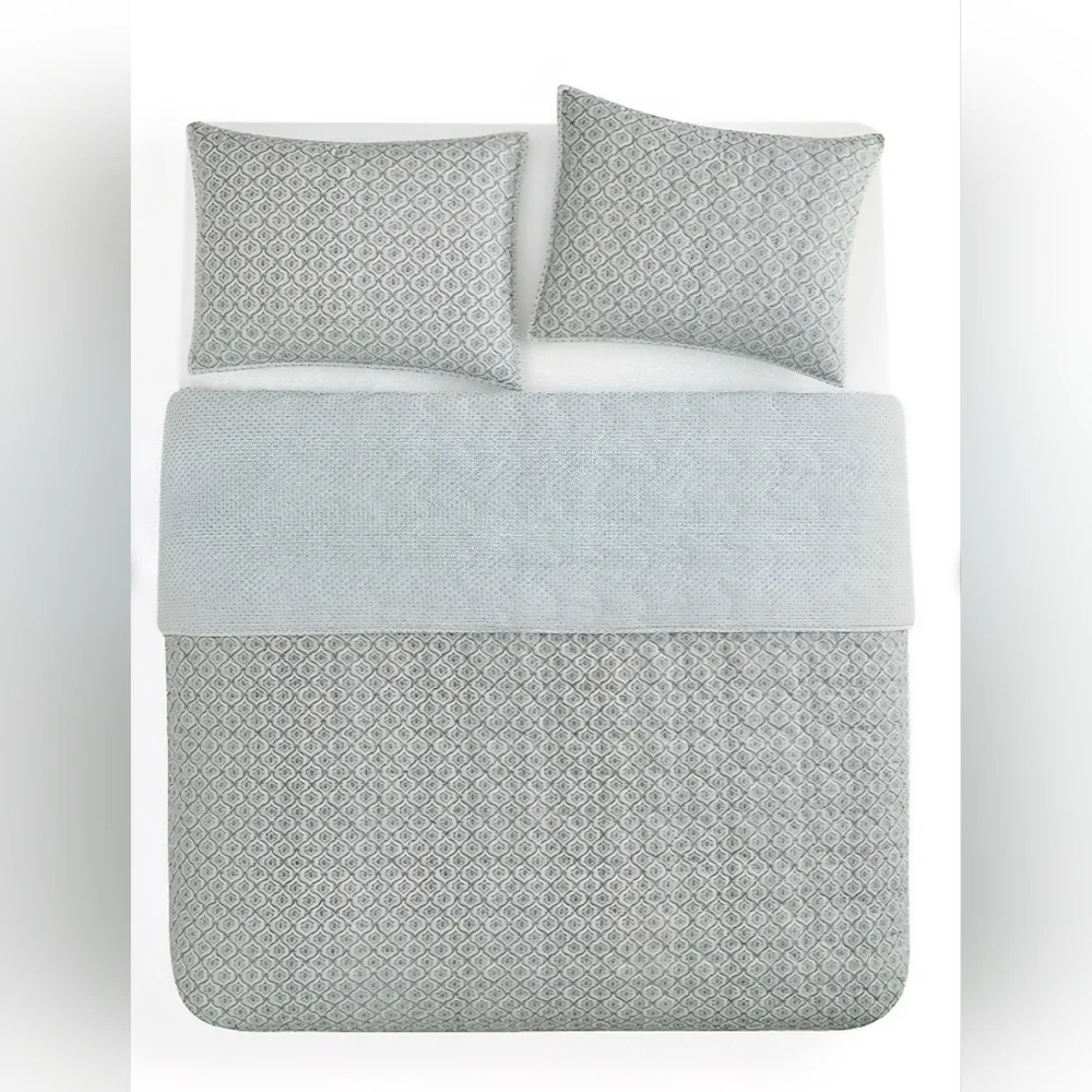 Caro Home piece reversible quilt